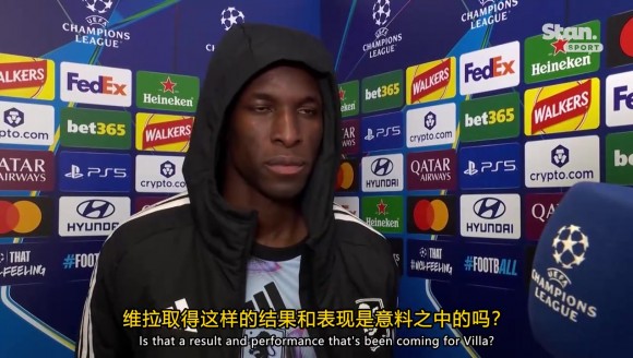 氛围超好!杰克逊:我在这里很开心,姆巴耶位置更好就传给他了~