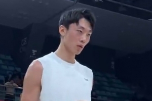 尼克&middot;杨：白晶是中国最强街球手 技术风格像欧文和科比的结合体